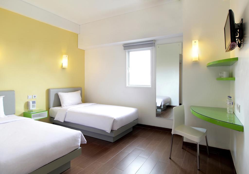 Amaris Hotel Panakkukang Макасар Екстер'єр фото